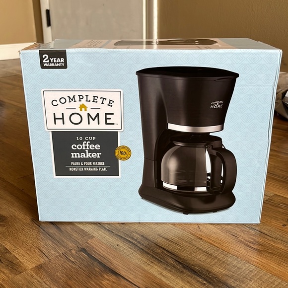 10 Cup Coffee Maker - Picture 1 of 4